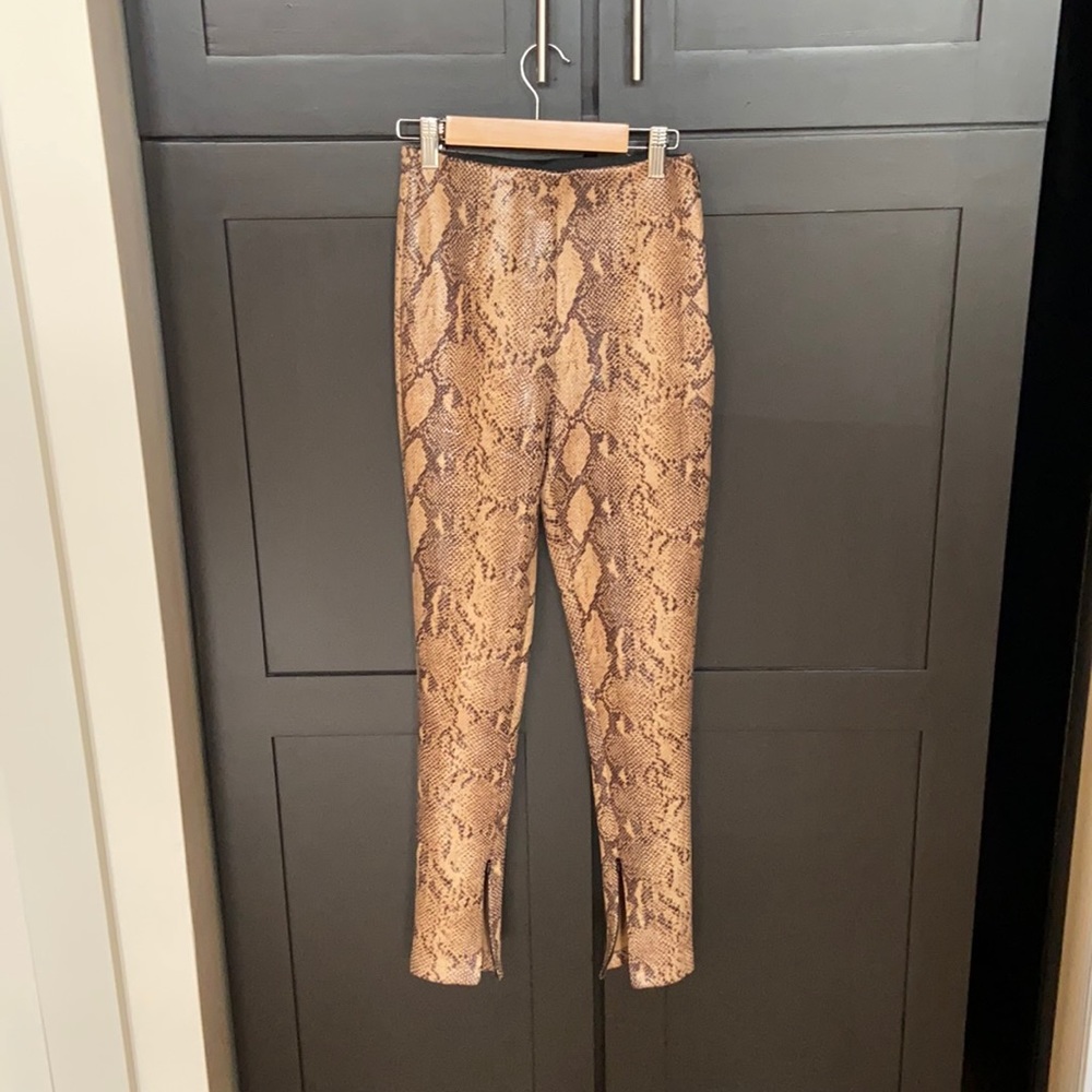 Zara snake print leggings with zippers at ankles